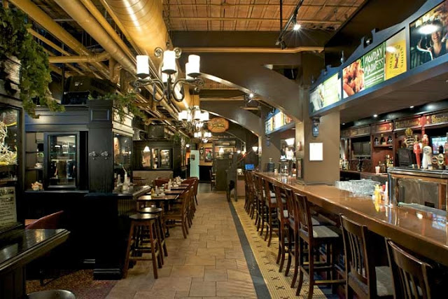 OverDraught Irish Pub em Toronto