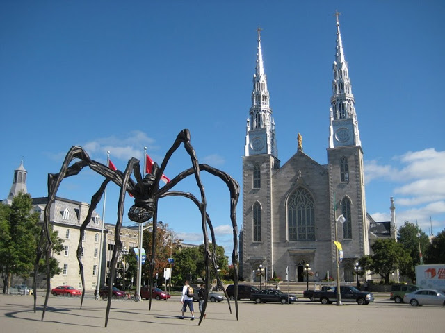 Catedral de Notre-Dame em Ottawa Catedral de Notre-Dame em Ottawa