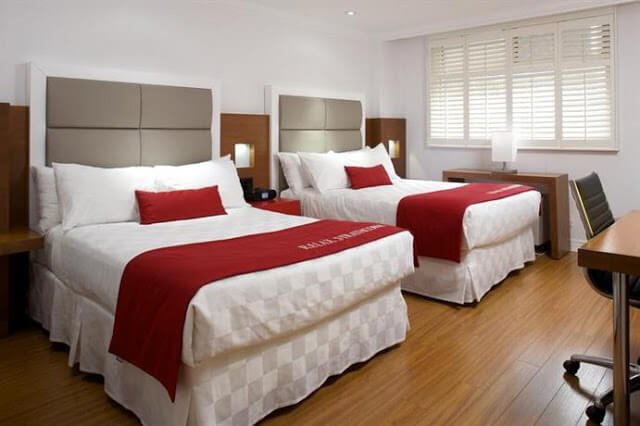 Hotel Strathcona em Toronto Hotel Strathcona em Toronto