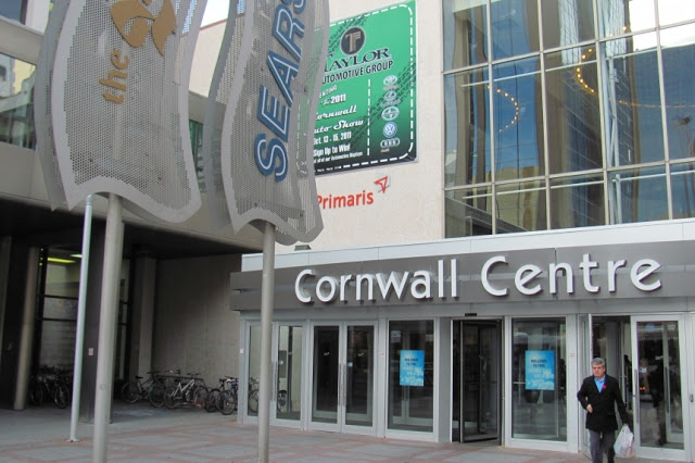 Cornwall Centre em Regina Cornwall Centre em Regina